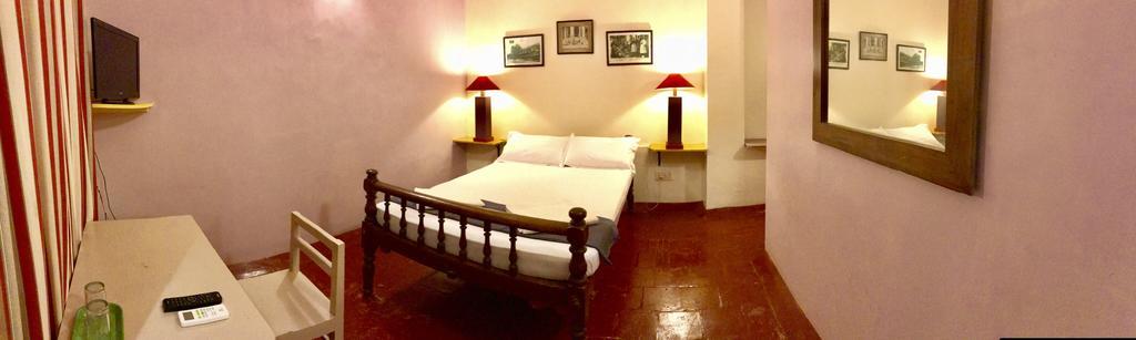 The French Villa Pondicherry Luaran gambar